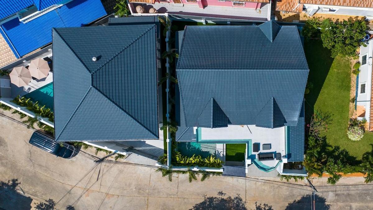 Villa New Luxury Dual Villas, 9 Total Bedrooms, 7 Bathrooms, Ktv, 3km To Walking Street & Pattaya