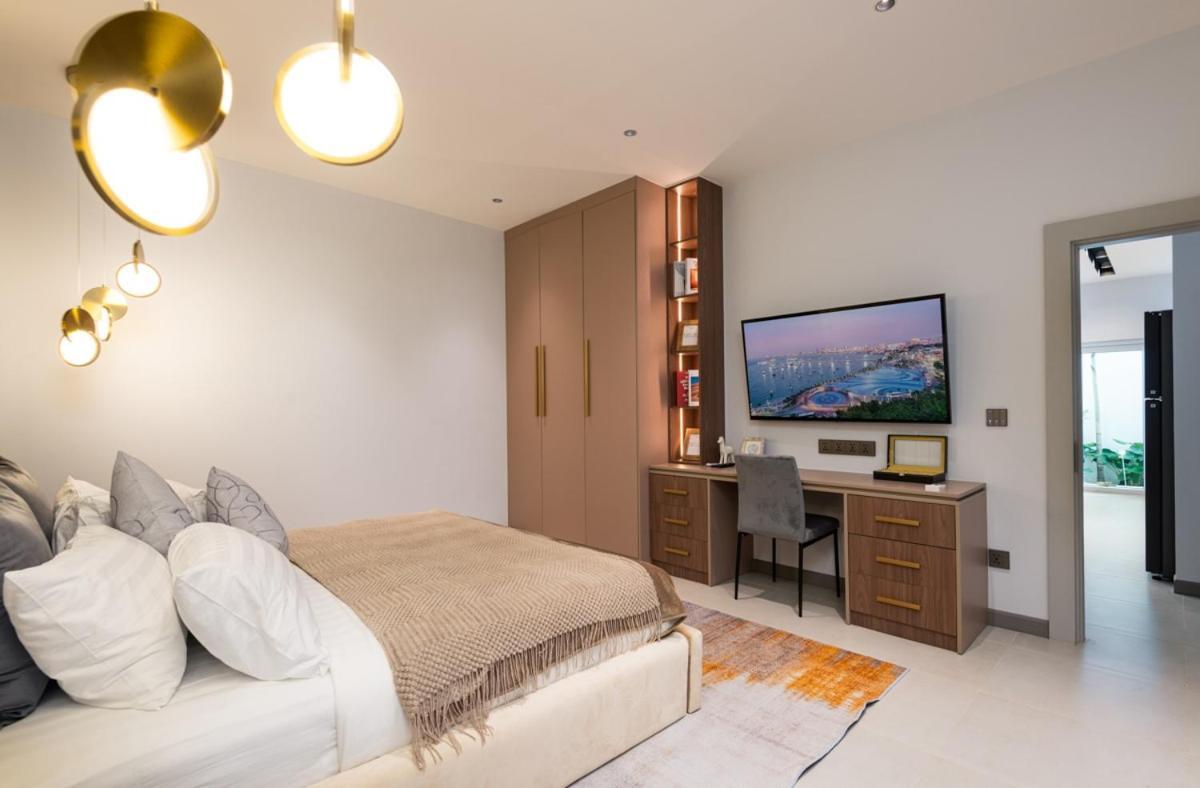 New Luxury Dual Villas, 9 Total Bedrooms, 7 Bathrooms, Ktv, 3km To Walking Street & *