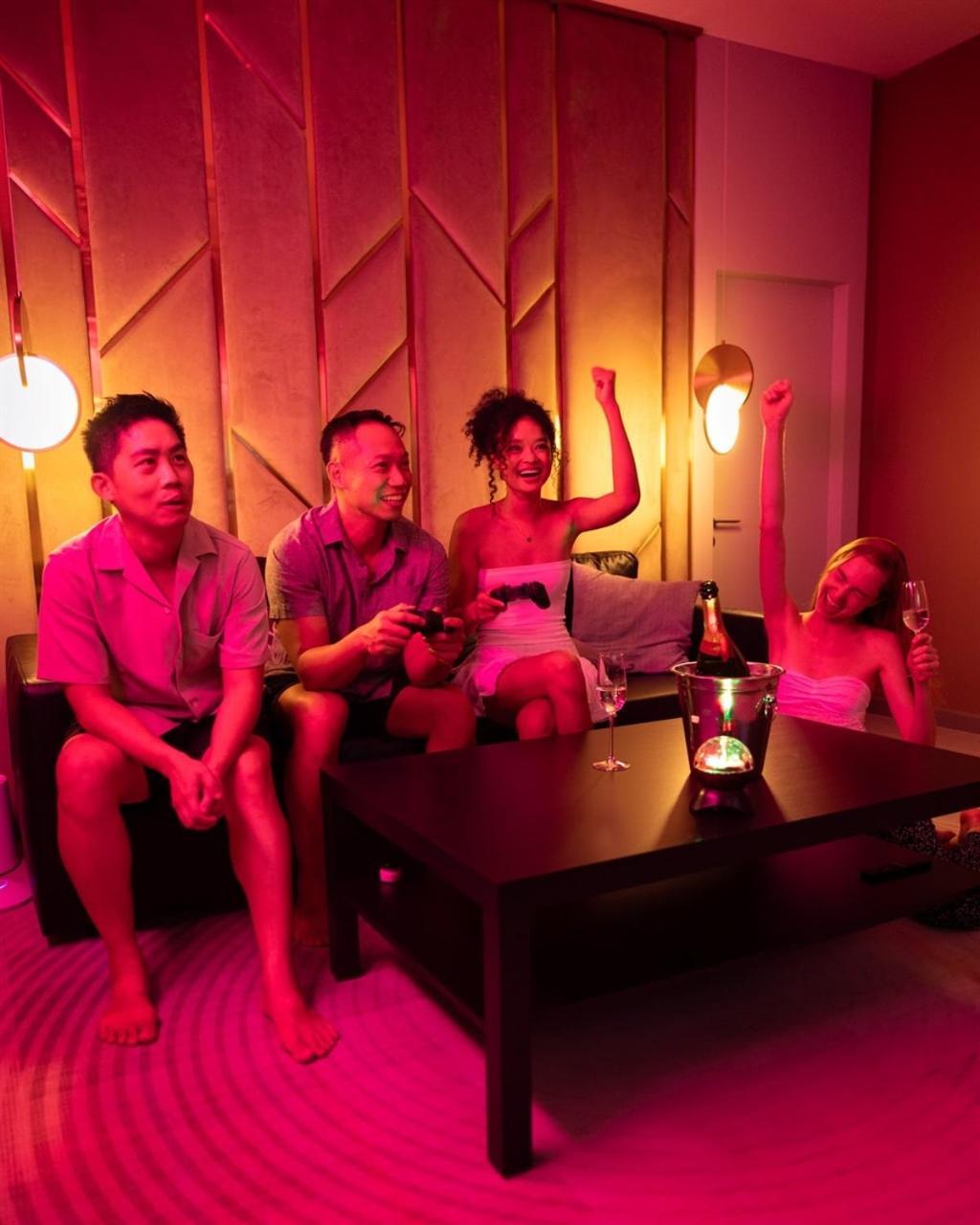 Villa New Luxury Dual Villas, 9 Total Bedrooms, 7 Bathrooms, Ktv, 3km To Walking Street & Pattaya